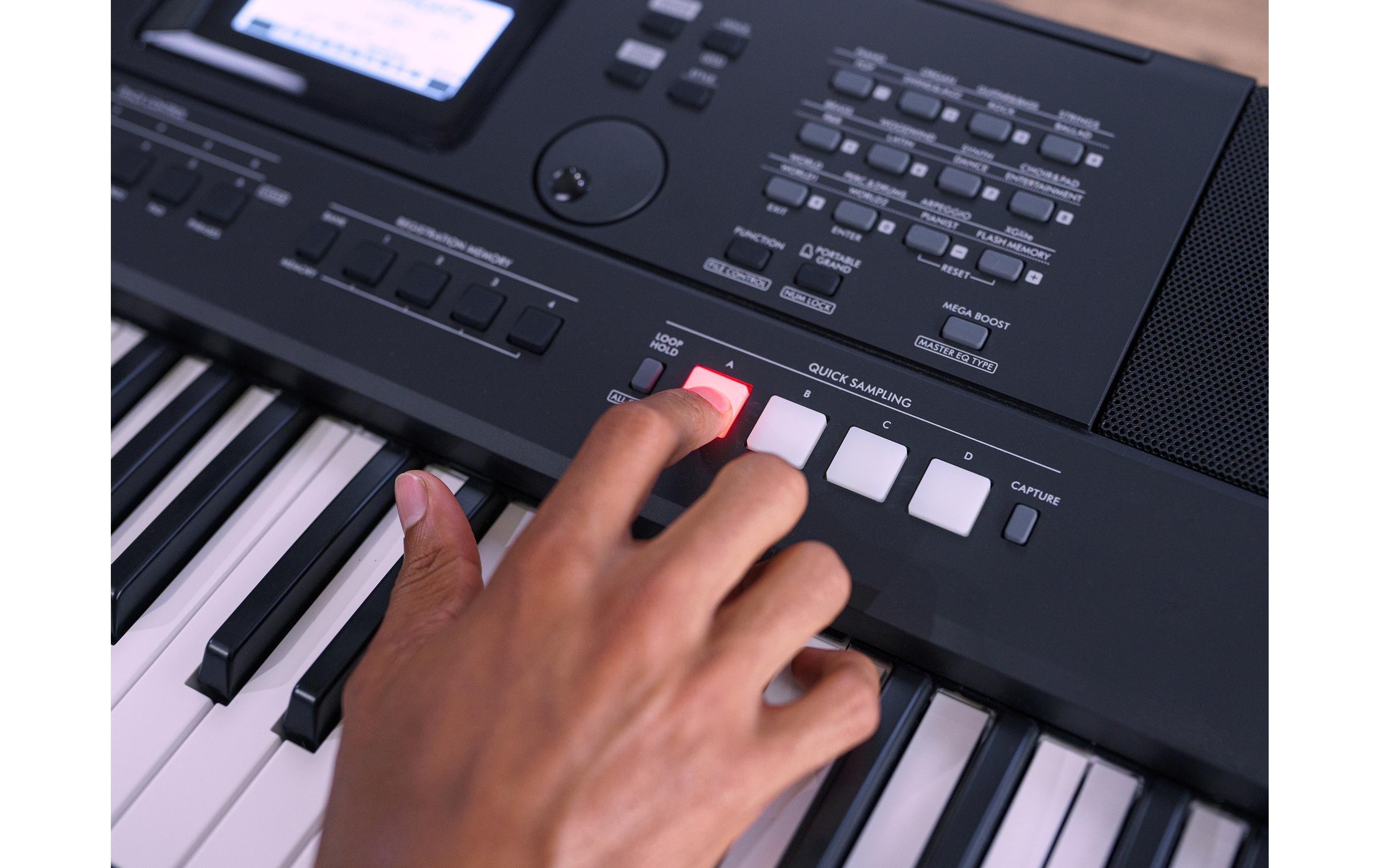 Keyboard PSR-E473<br>Portables Keyboard mit Anschlagdynamik