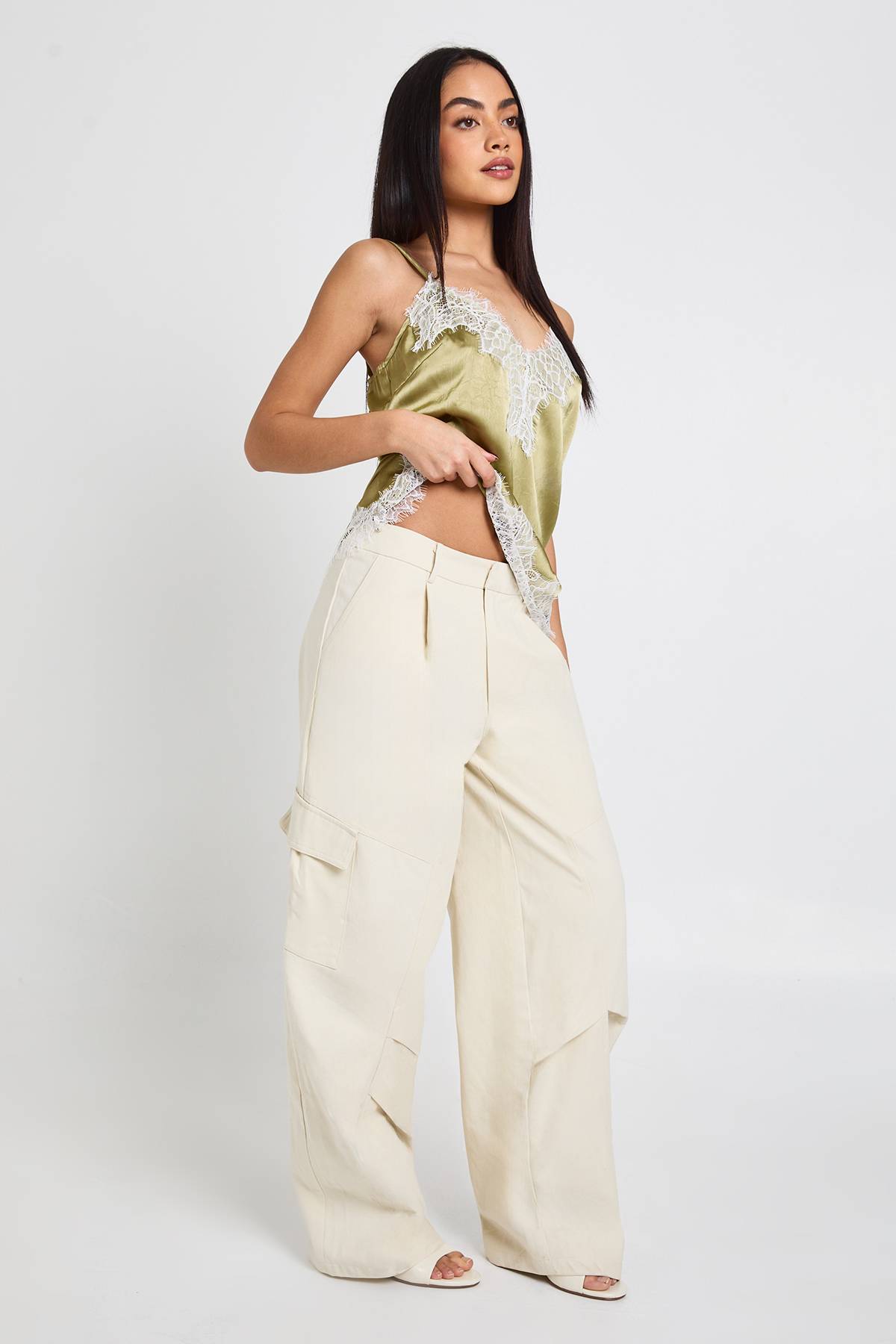 boohoo Pantalon Cargo Ballon En Sergé