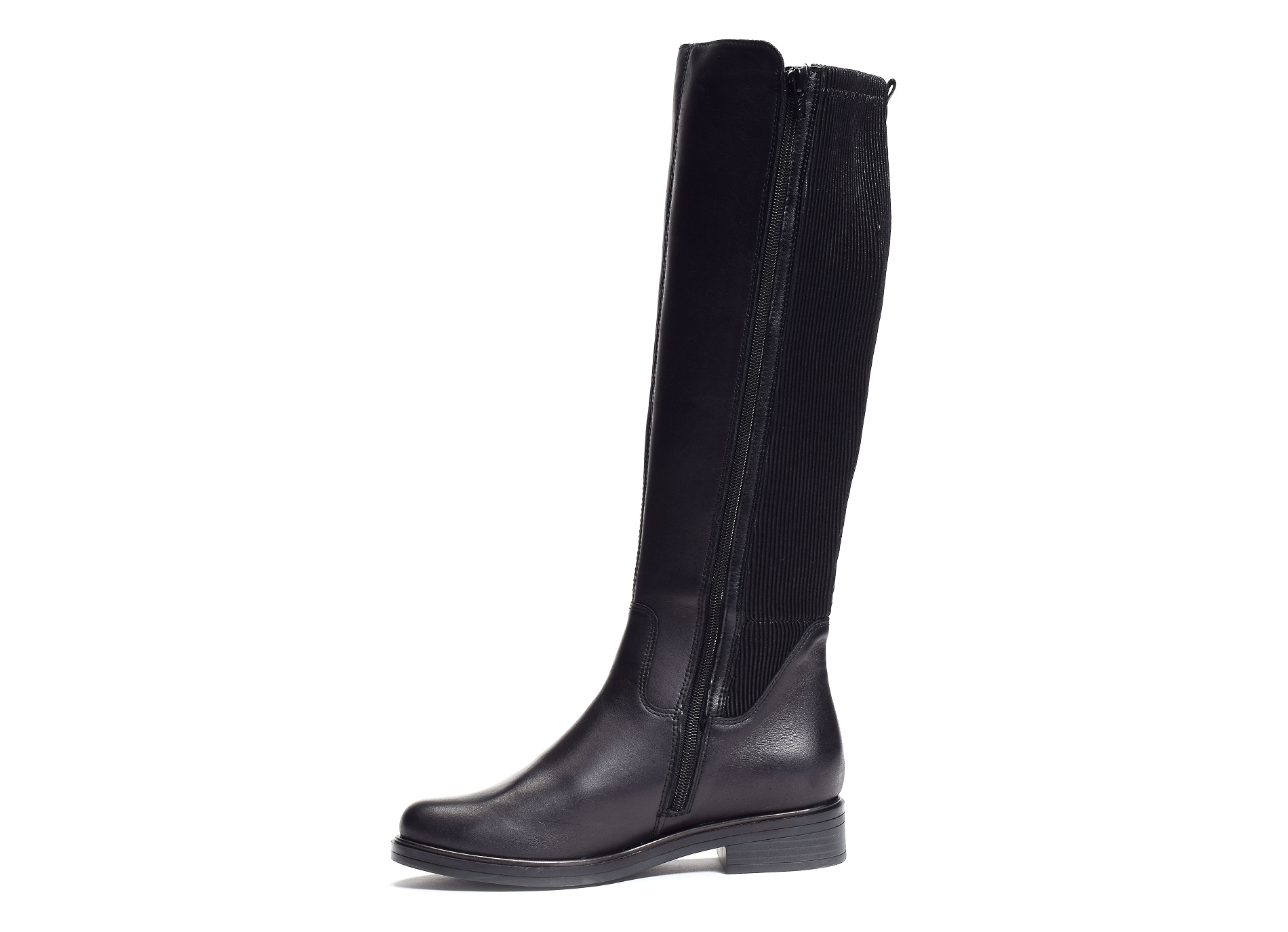 D8371 noir
