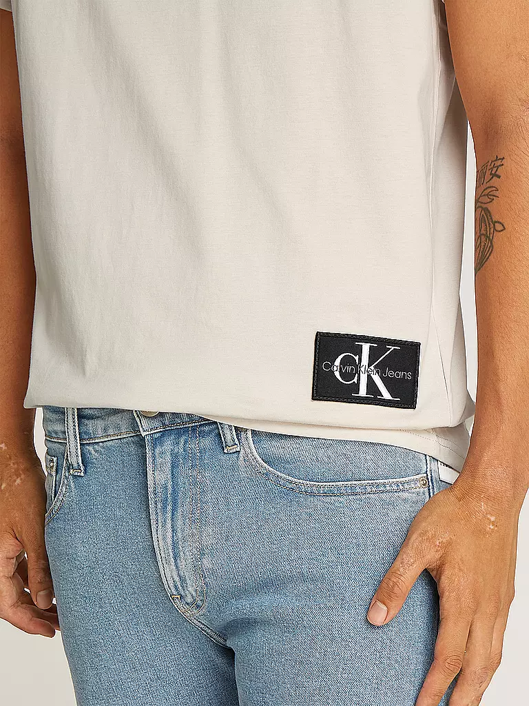 CALVIN KLEIN JEANS T-Shirt hellgrau