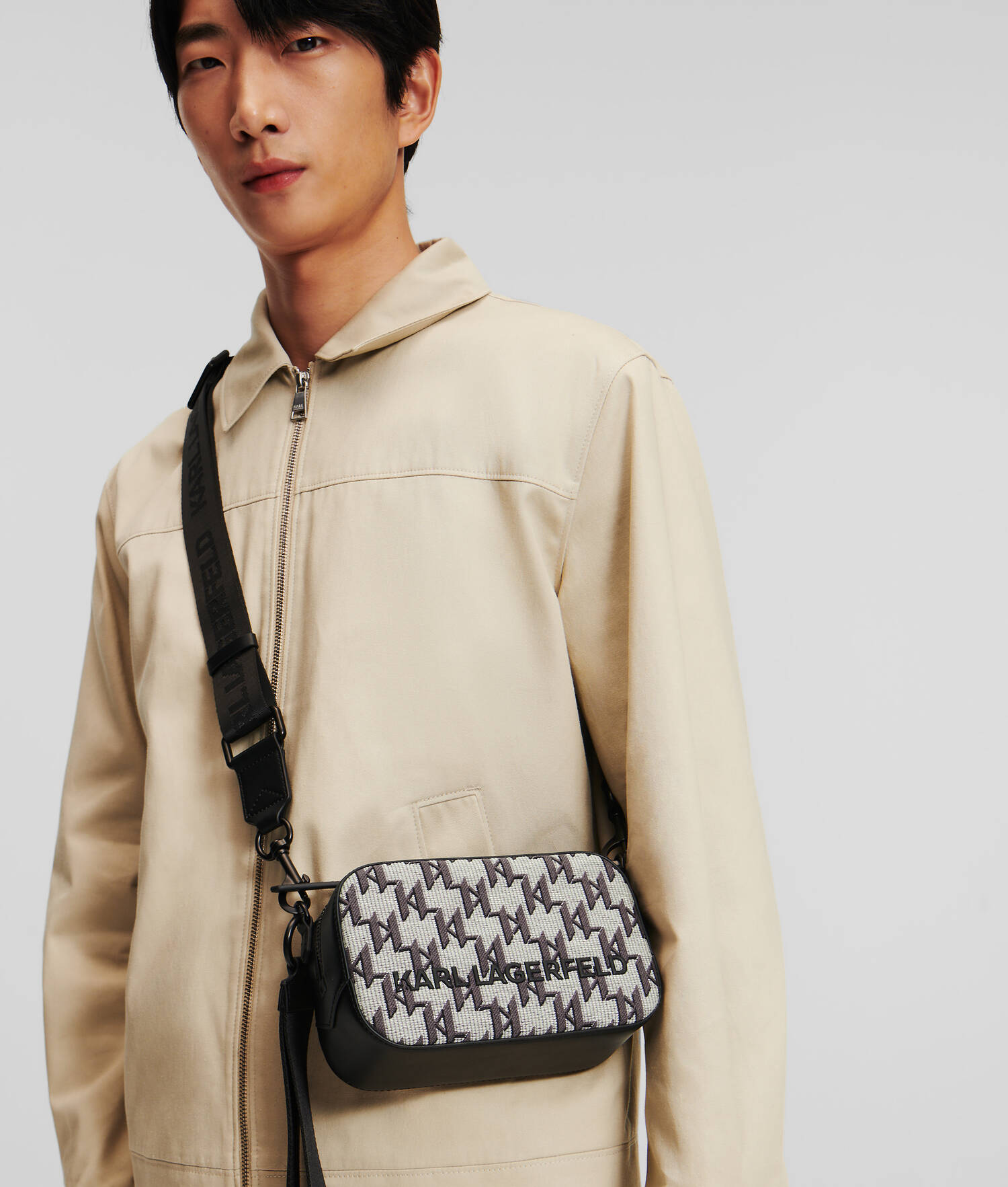 SAC CAMÉRA K/MONOGRAM