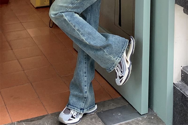 Soswift - Mid Waist Washed Bootcut Jeans