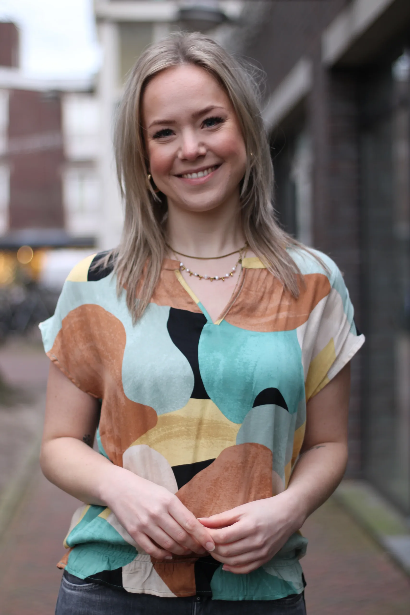 Culture - Dana Capsleeve Blouse - Green Milieu Art