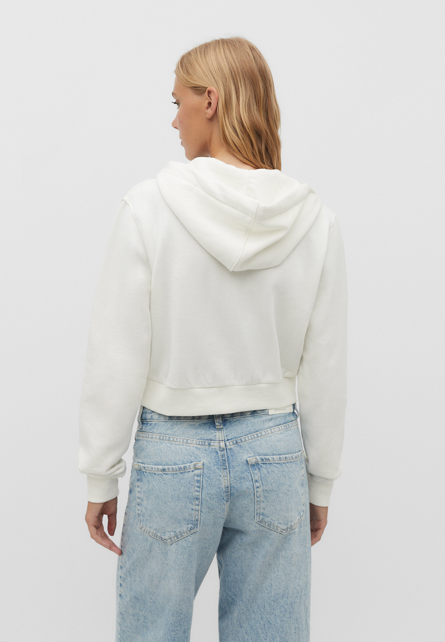 Blusa de moletom curta com zíper
