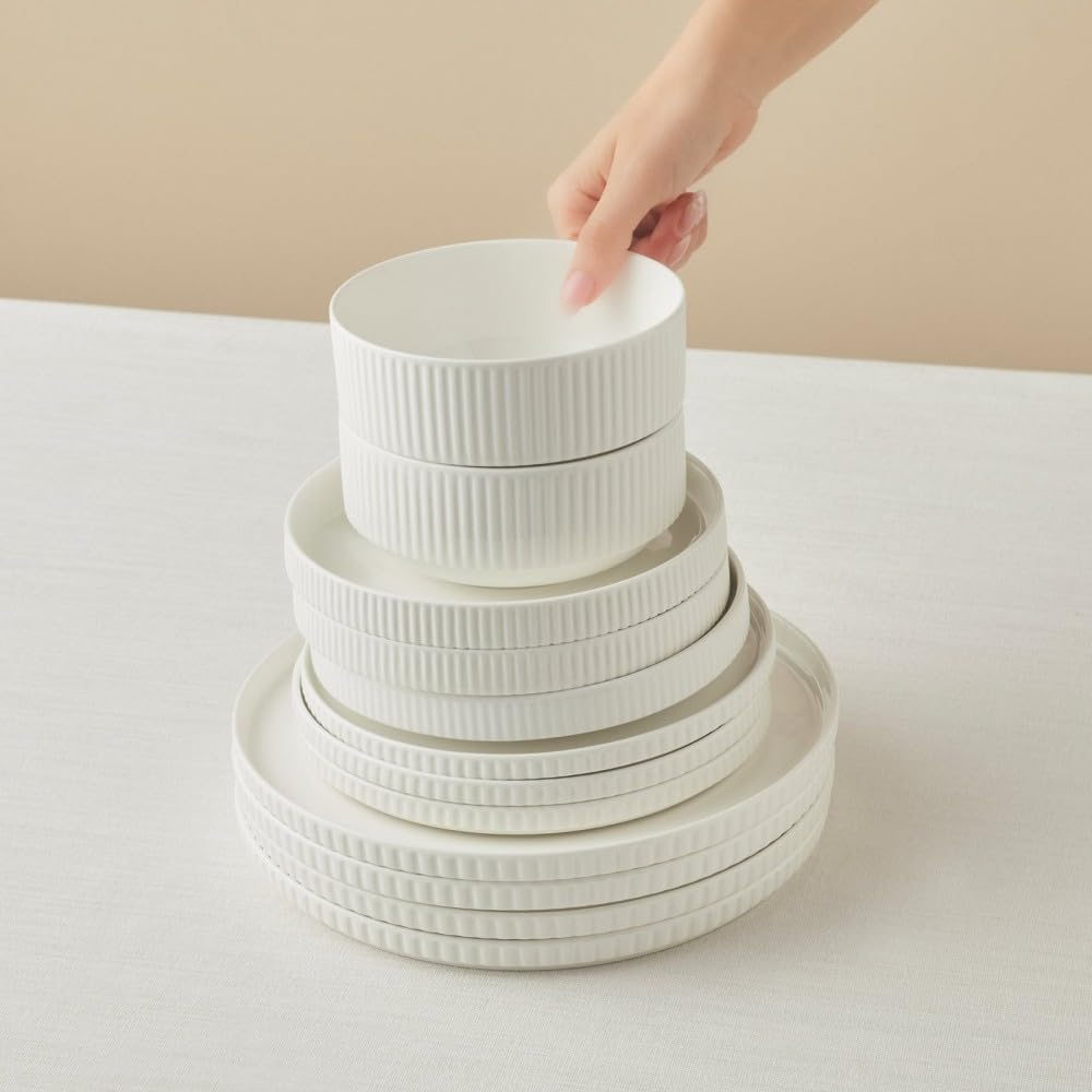 Karaca Forever Bone Pablito - 53-teiliges Geschirrset 12 Personen Modern, New Bone Teller Set Porzellan, Geschirr Set mit Müslischalen, Suppenschalen, Servierplatte, Pastateller, Dessertteller - Weiß