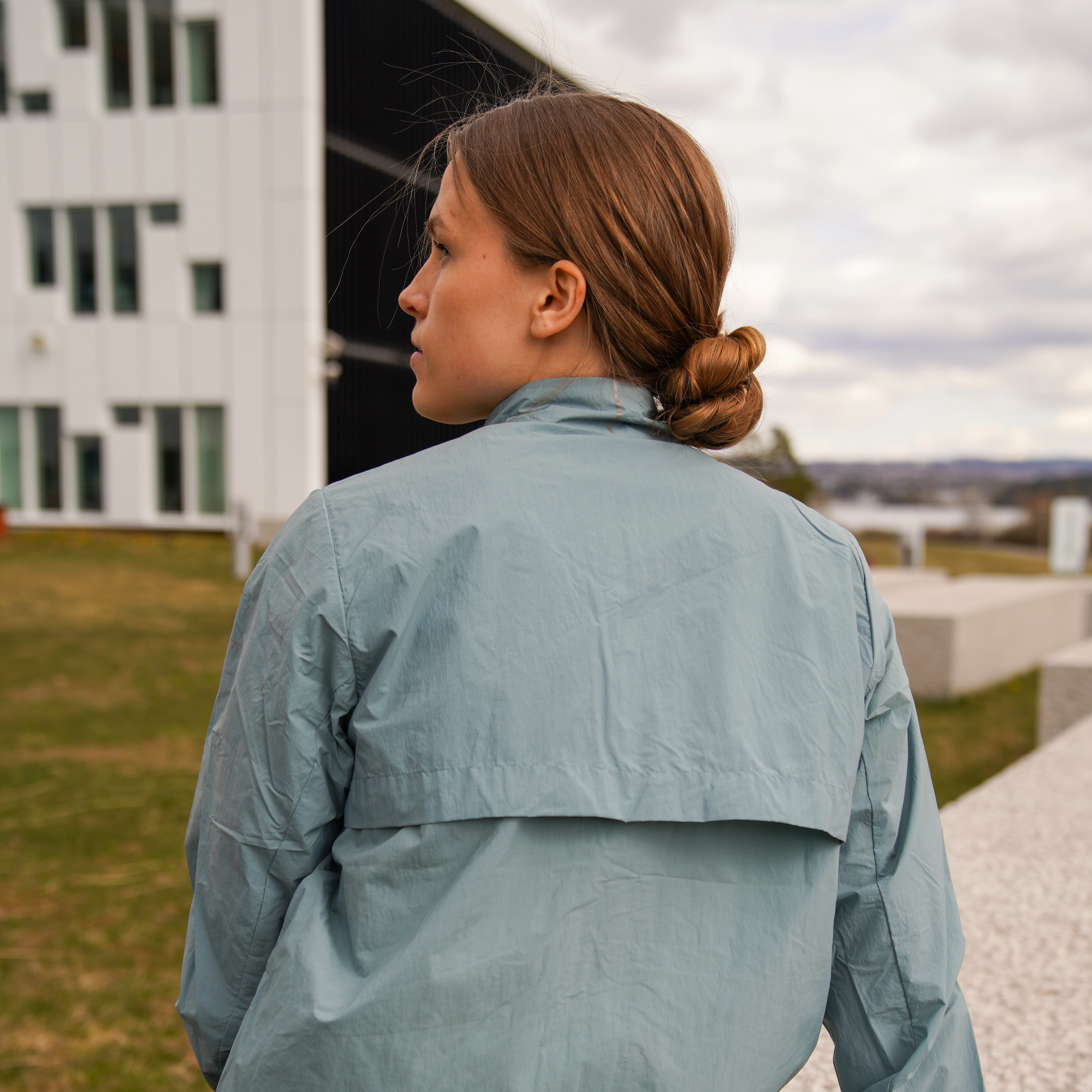 Oslo Urban Commute Windbreaker Jacket Women Smoke Blue