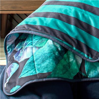 Édredon velours feuillage exotique