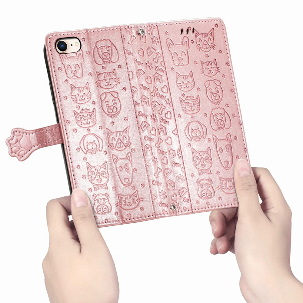 iPhone SE (2022/2020) / 8 / 7 / 6S Leder Tasche Flip Cover Hunde & Katzen Imprint - Roségold