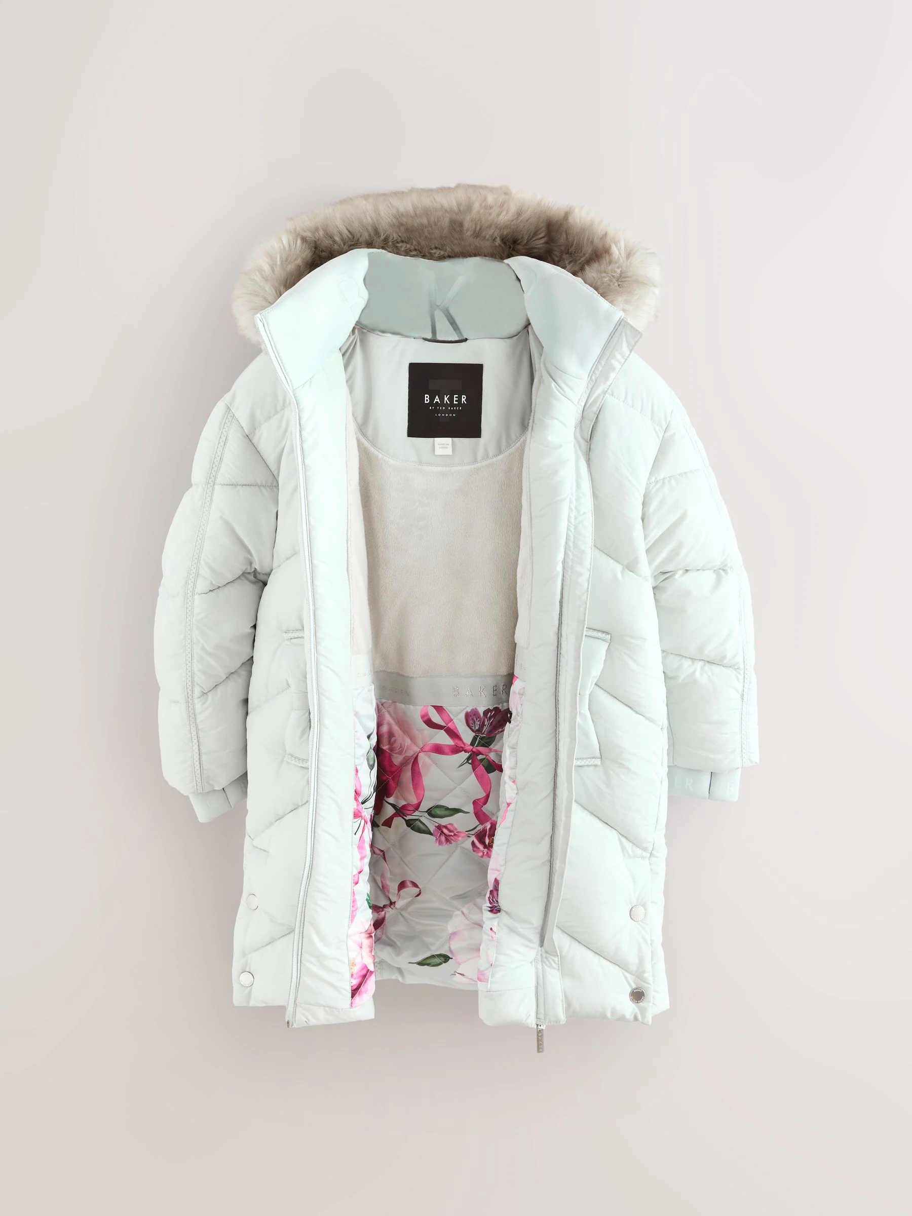 Mintgroen - Baker by Ted Baker - Regenbestendige gewatteerde jas met strikzak en V-vormige print