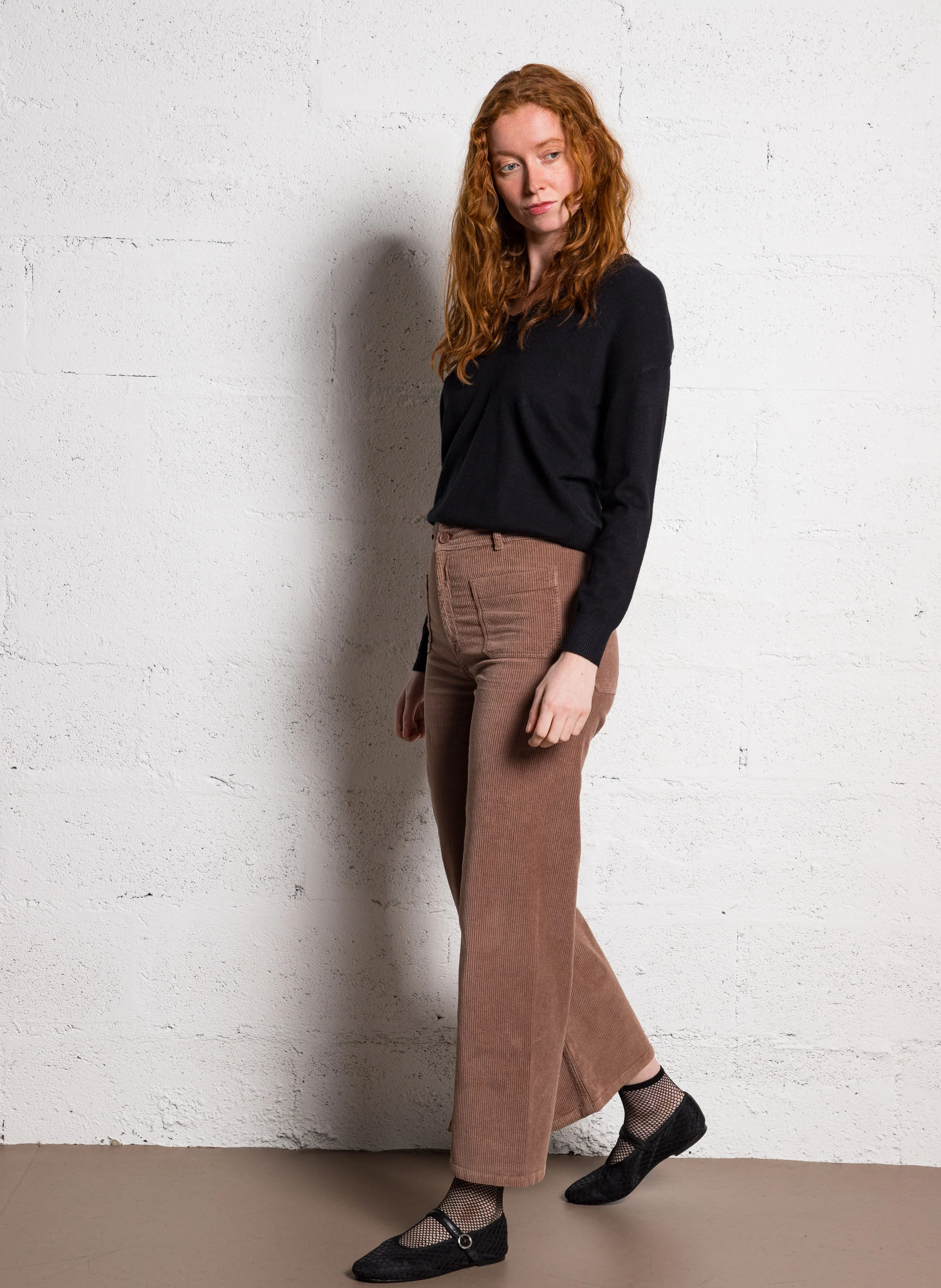 GIGI VELVET - Pantalon évasé en coton mélangé | Beige