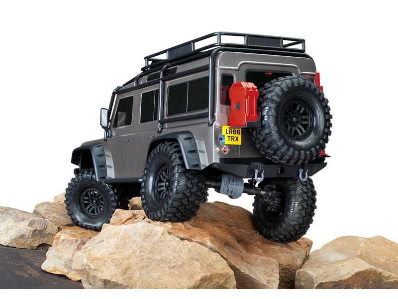 Traxxas Scale Crawler Land Rover Defender D110, Silber ARTR Off-Road Model im Massstab 1:10