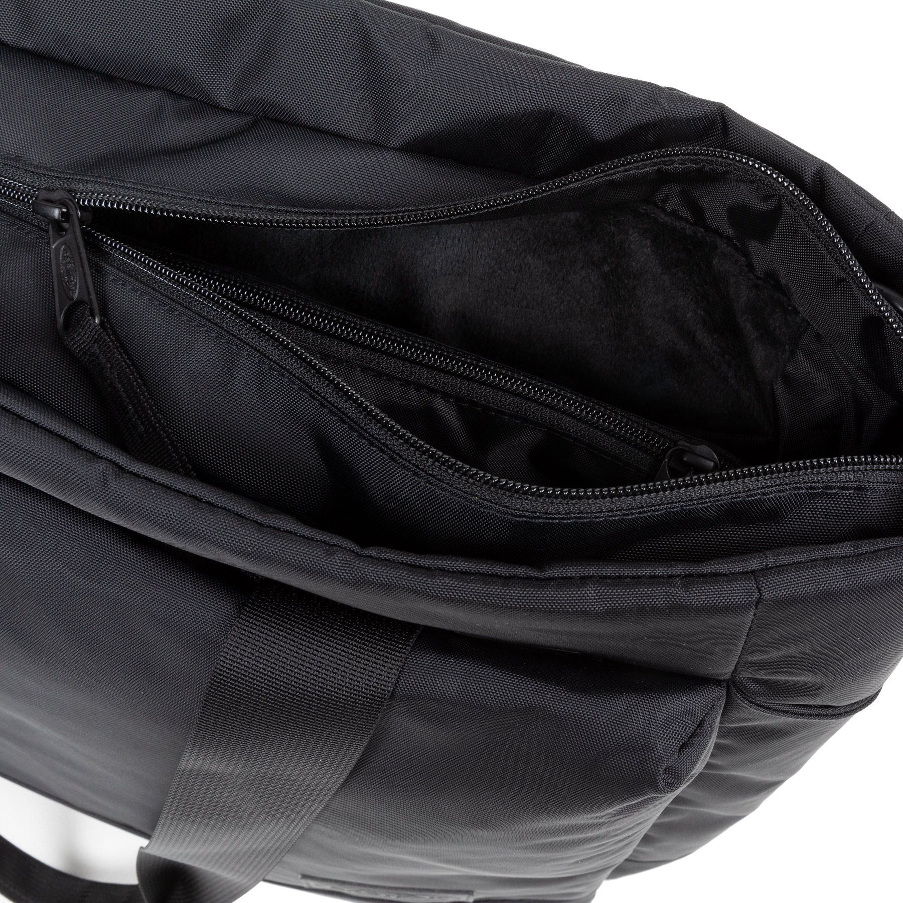 Satch Cnnct F Black