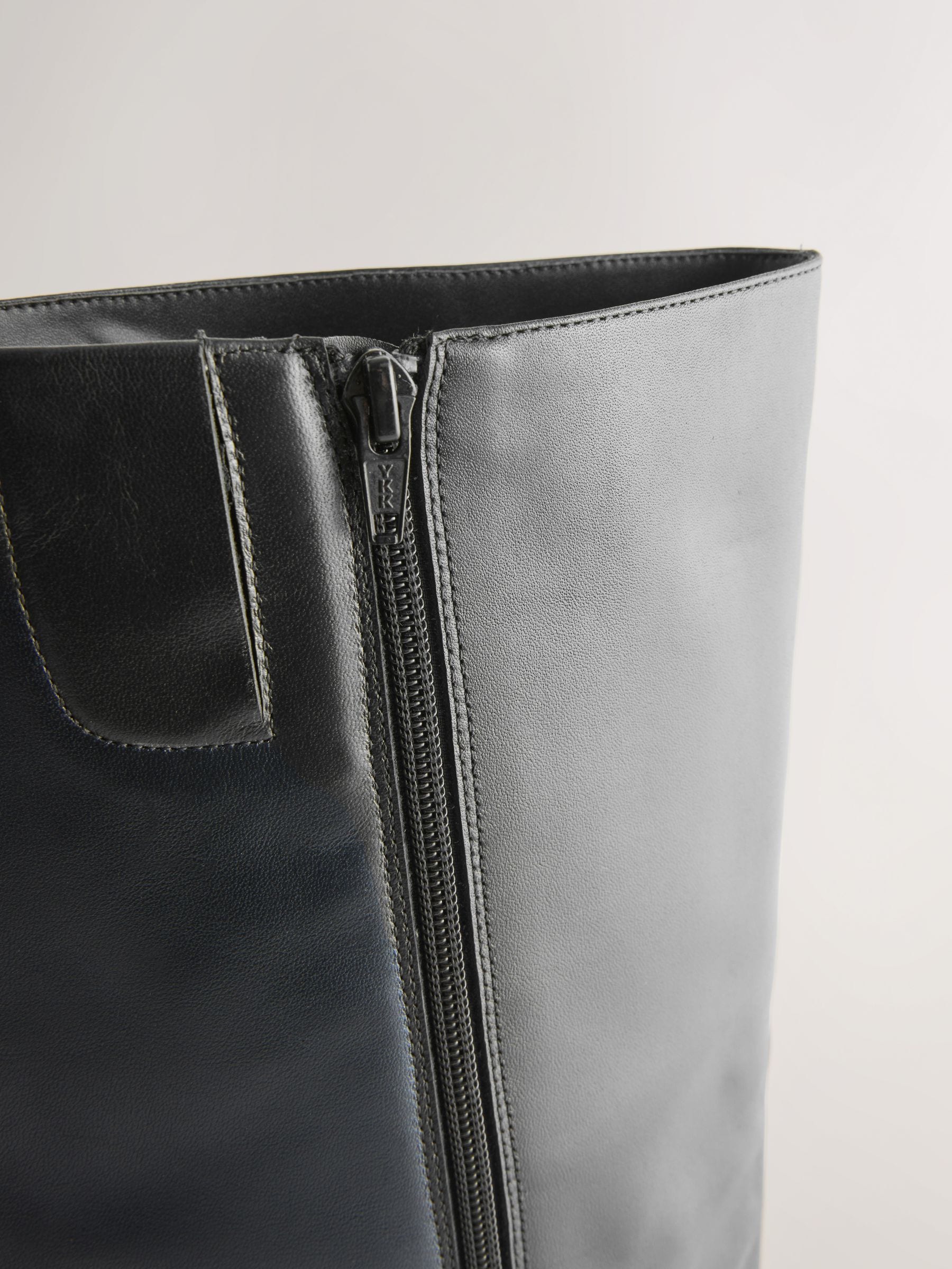 Zwart leer - Forever Comfort® - Platte kniehoge laarzen met stompe neus