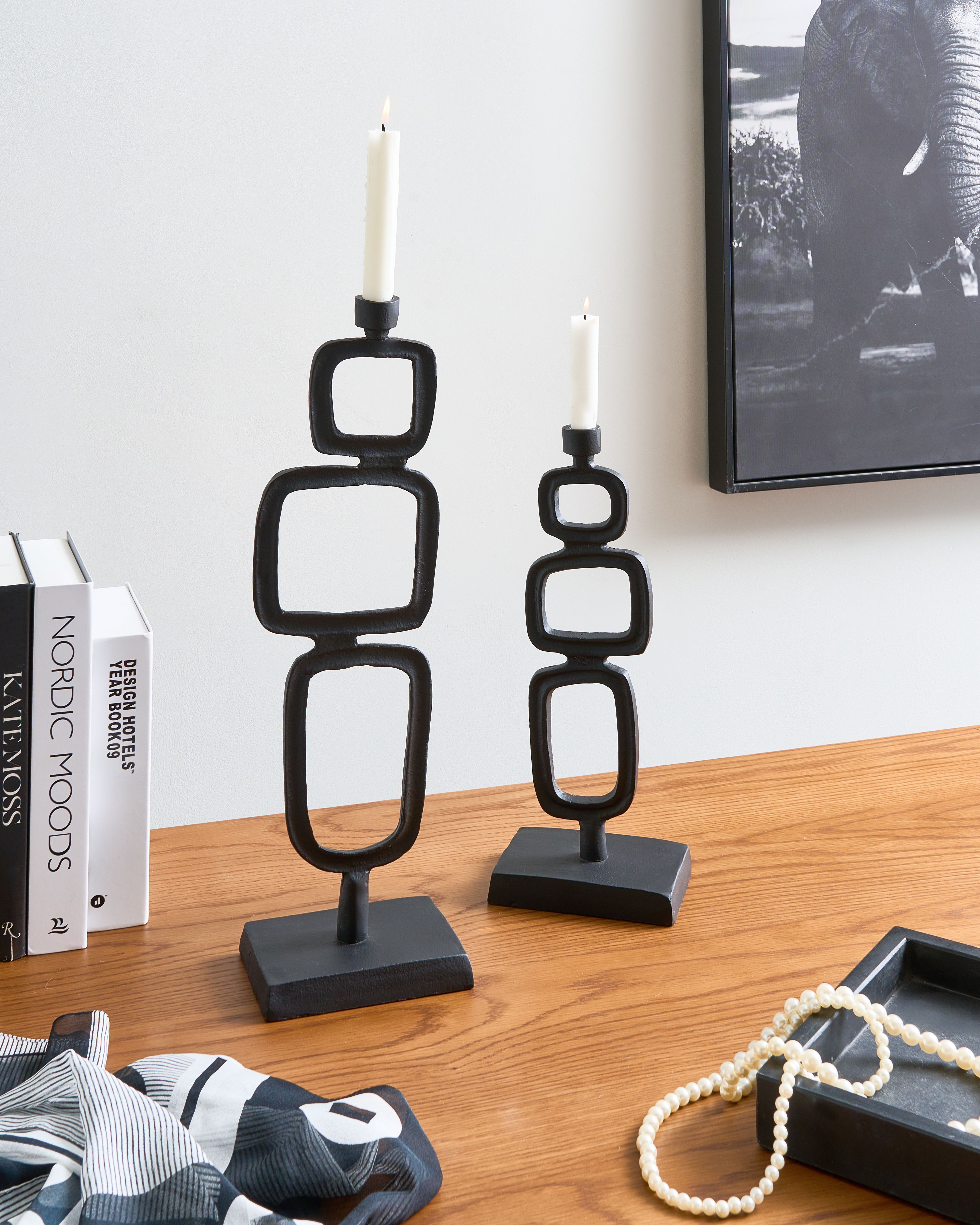 Set van 2 kaarshouders SIPANJE Metaal 35/48 cm Zwart