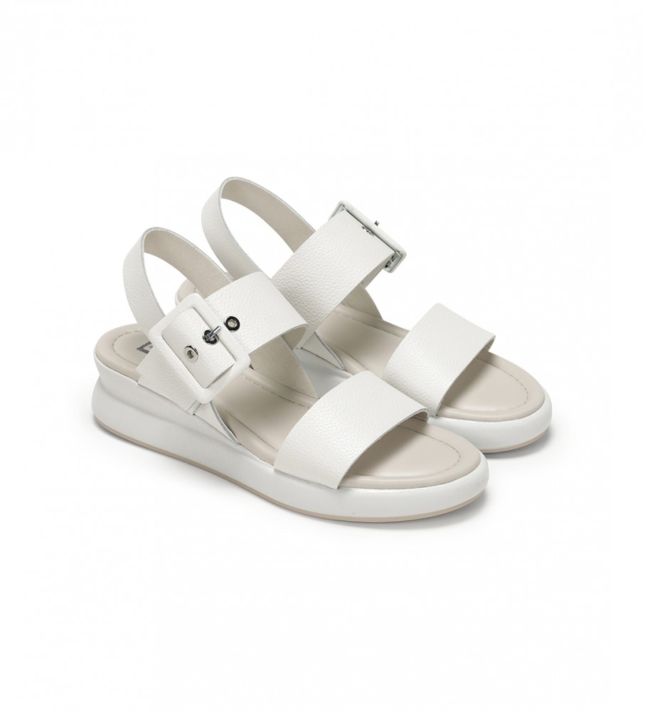 Sandálias Dorking by Fluchos Slam em couro branco - Salto plataforma de 5 cm -