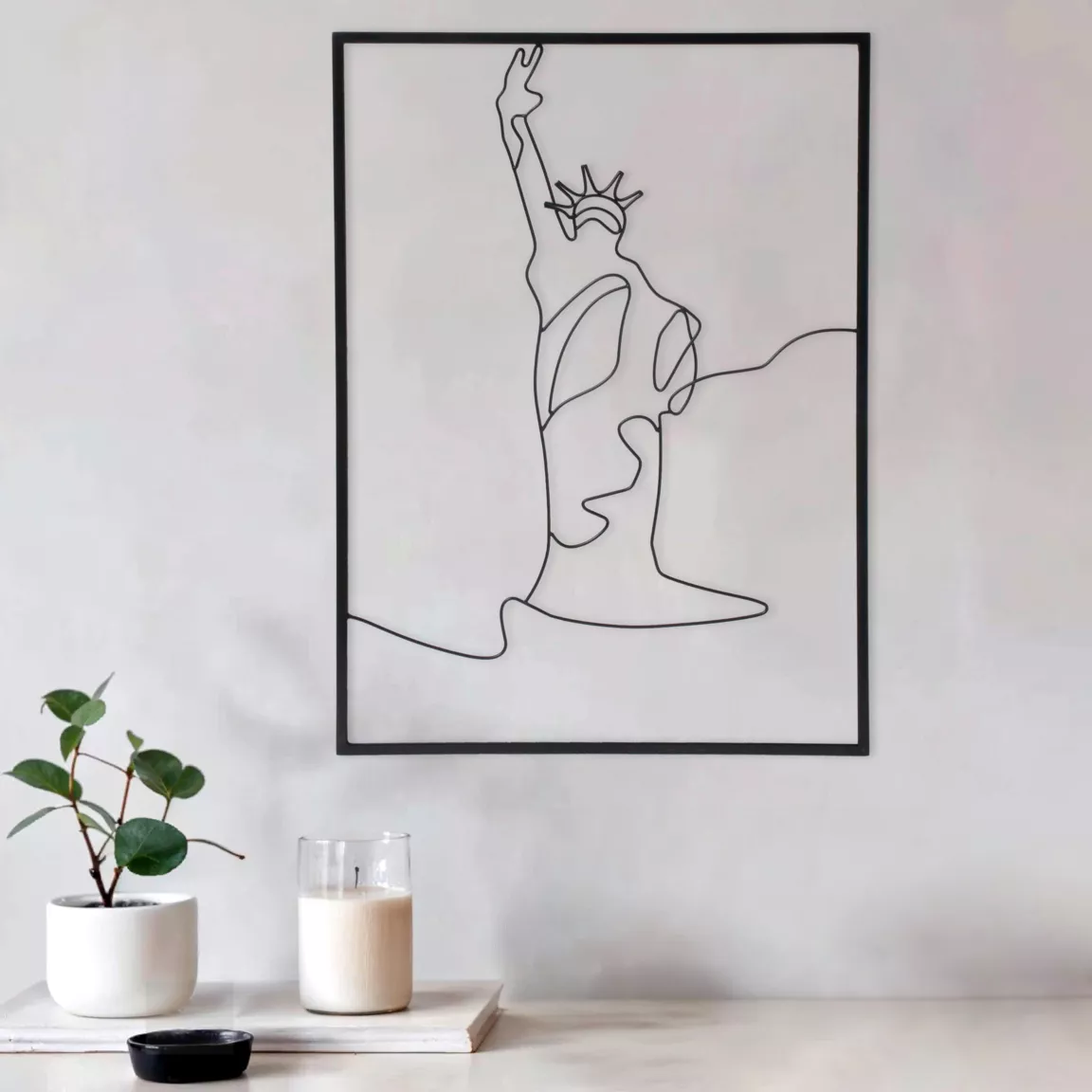 Décoration murale en métal (H40 cm) Statut de la Liberté Noir