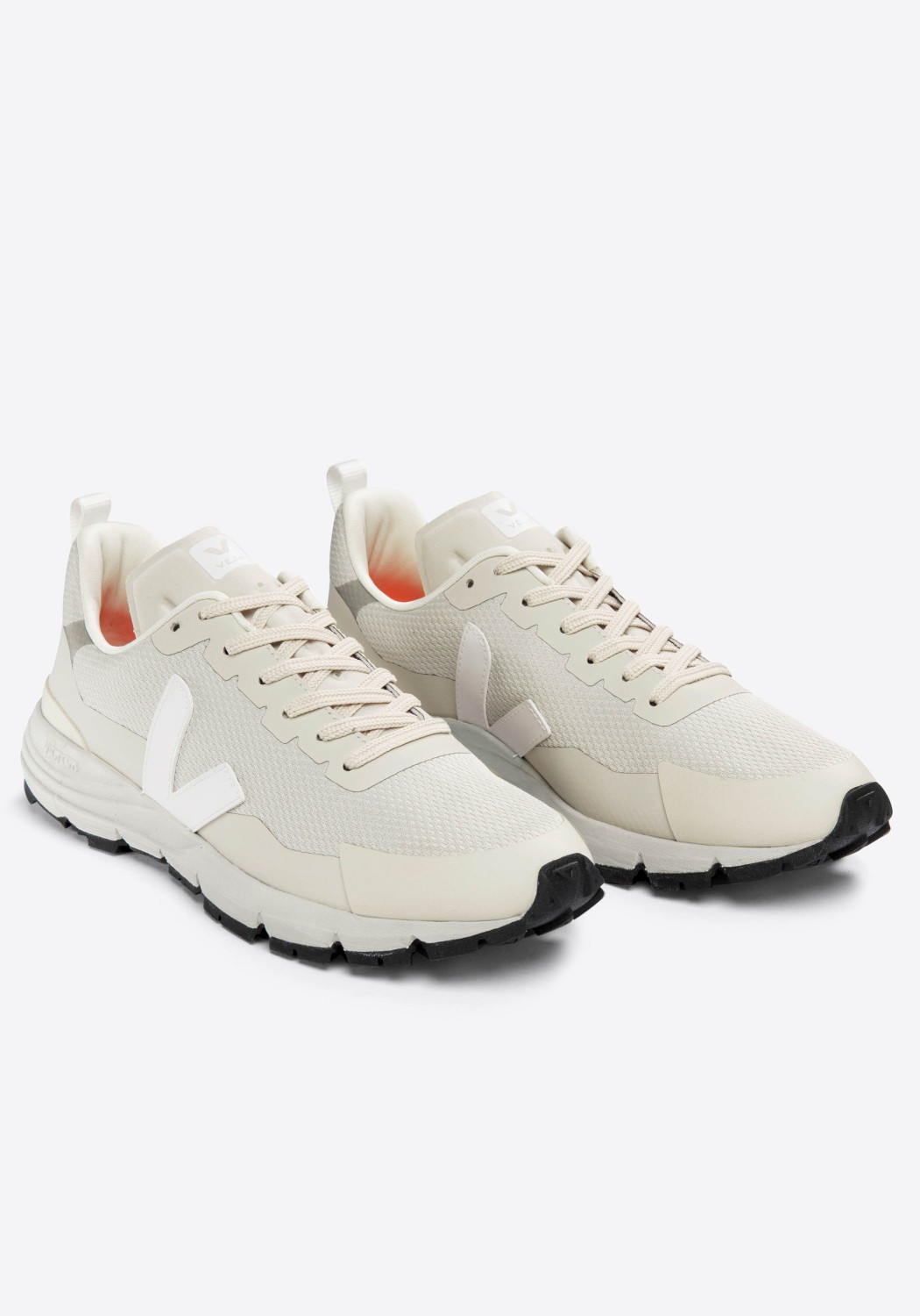 Veja Outdoorschuh Dekkan Alveomesh Natural White II