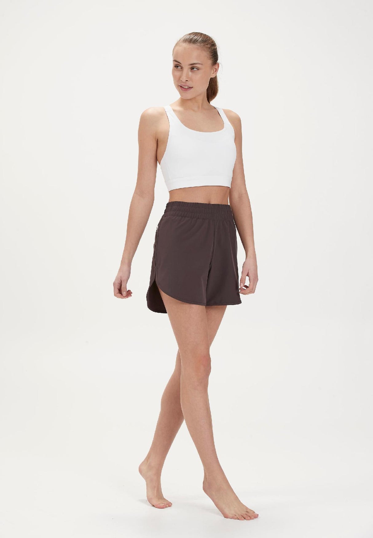 Athlecia<br>Jennie W