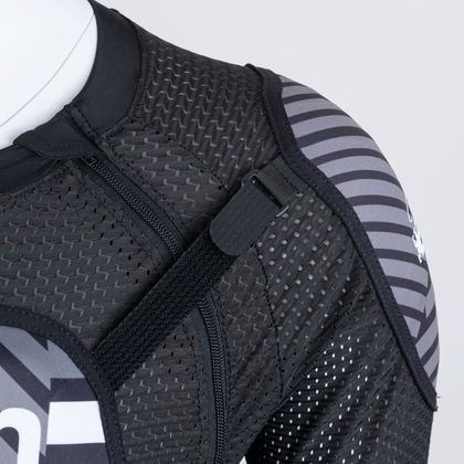 Gilet de protection Pull-in RACE BLACK 2023 - Noir