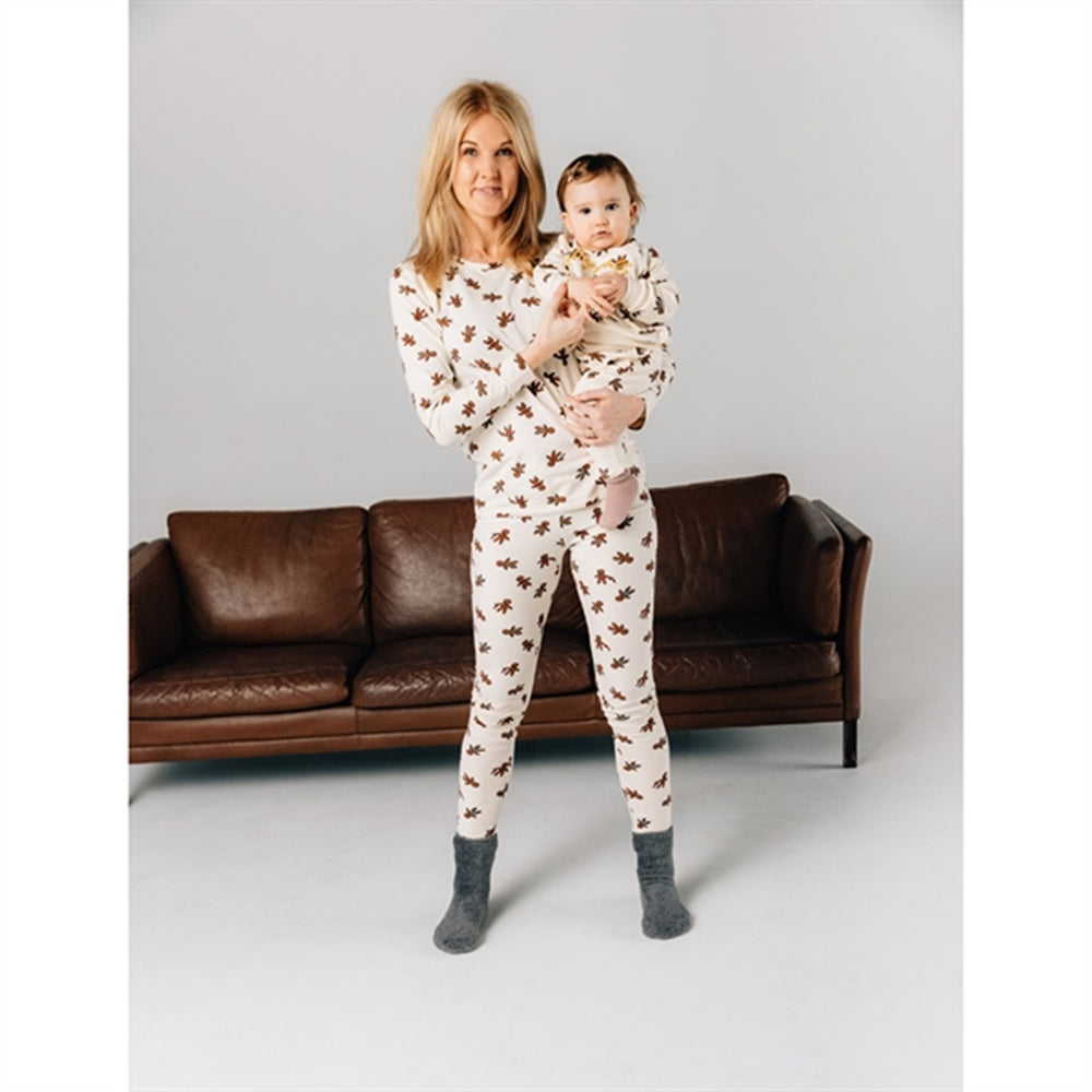 White Swan Ginger Aop Holiday Pyjamas Voksen