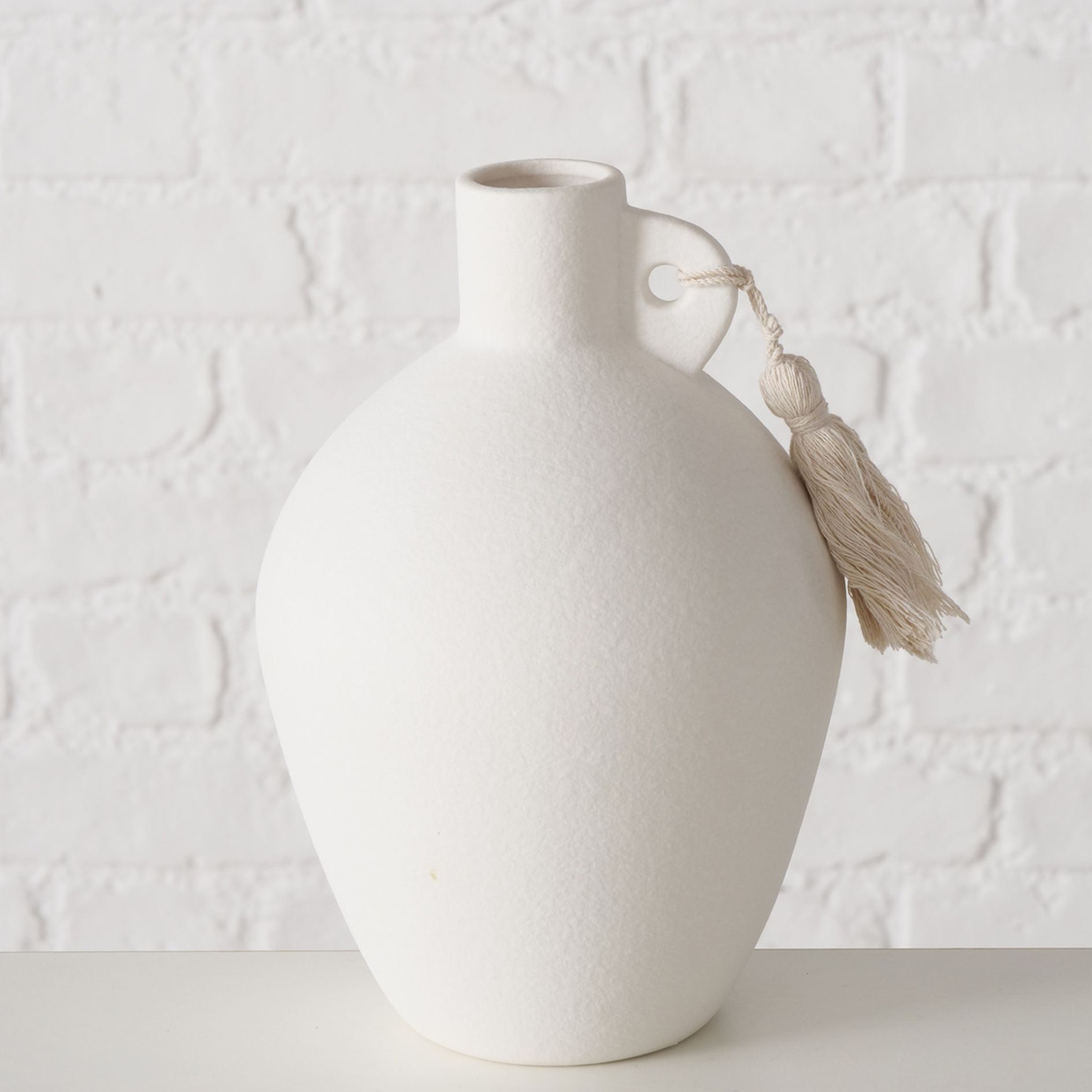 Vase - weiß matt - 22 cm hoch