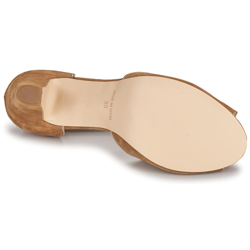 Betty London - ORAD - Camel