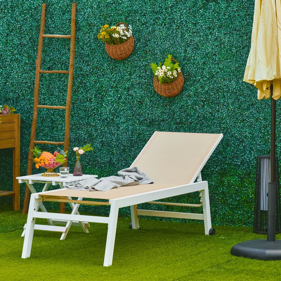 Outsunny Gartenliege mit verstellbarer Rückenlehne cremeweiß