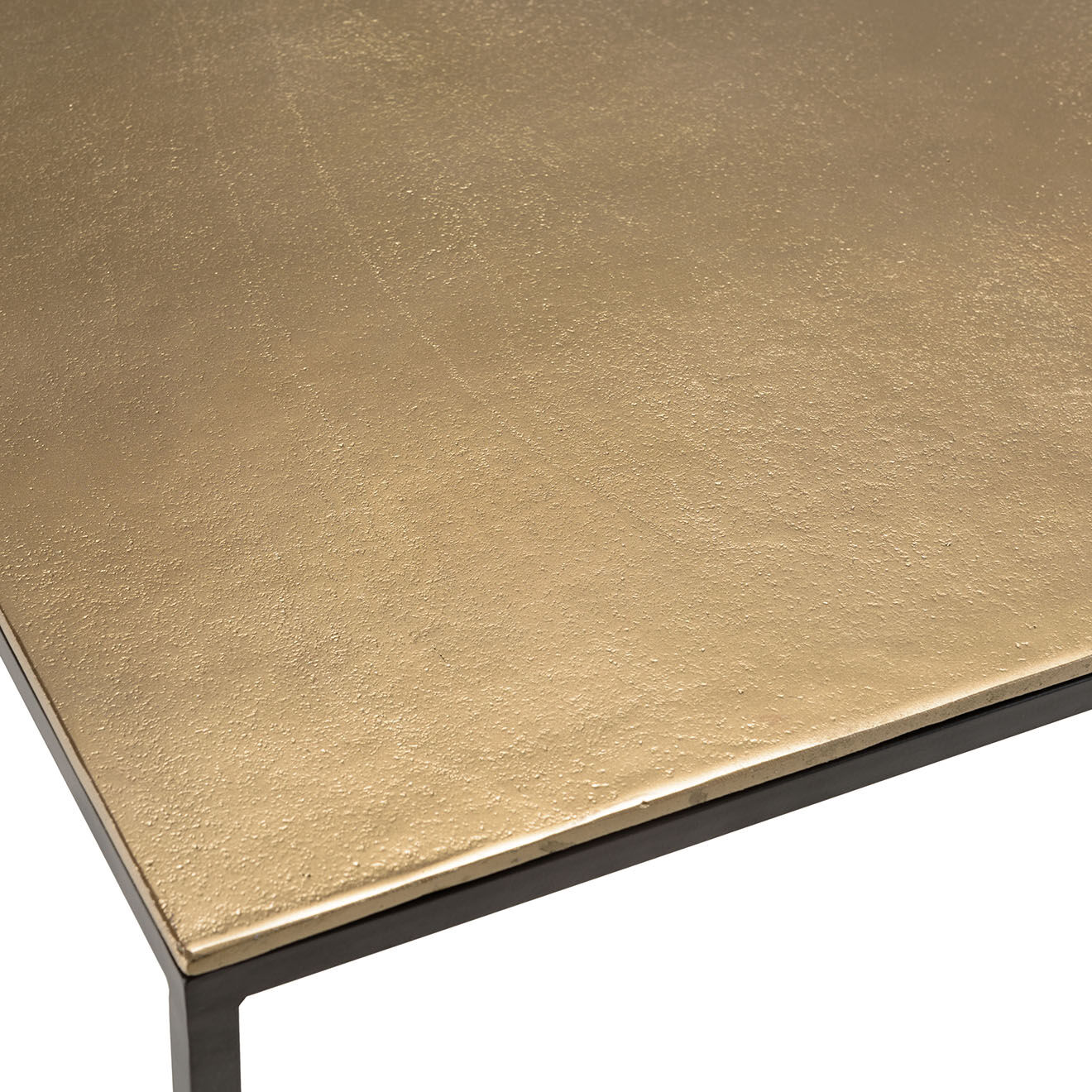 Macabane Table basse carrée Jonas doré/noir - 90x90x40.5 cm