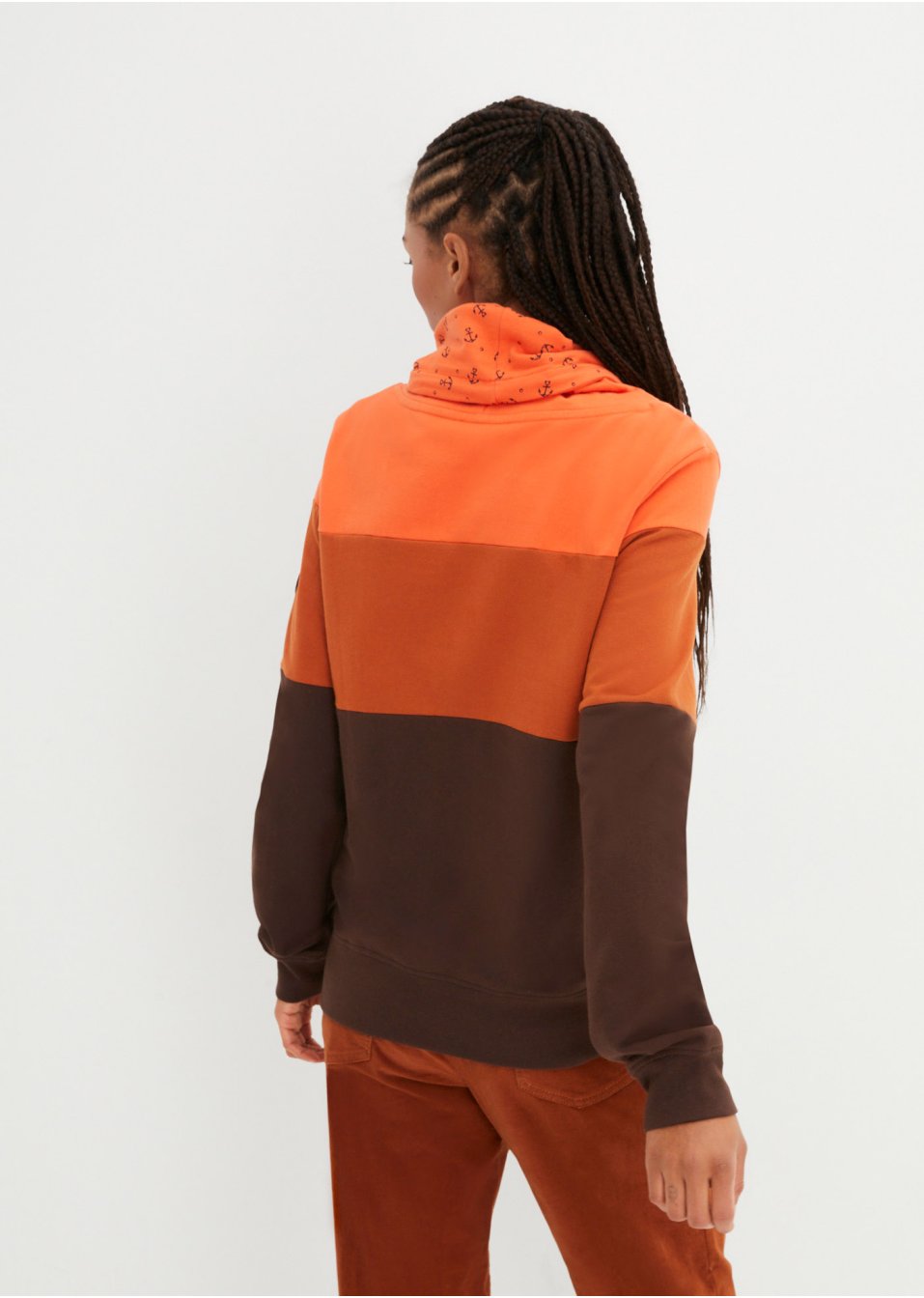 Sweat-shirt avec col imprimé