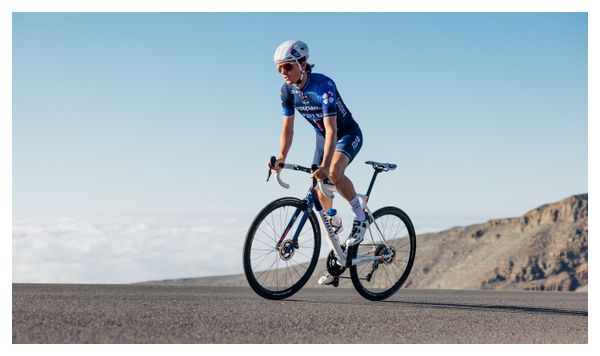 Vélo de Route Wilier Triestina Verticale SLR Shimano Dura-Ace Di2 12V 700 mm Blanc Bleu Groupama-FDJ 2024