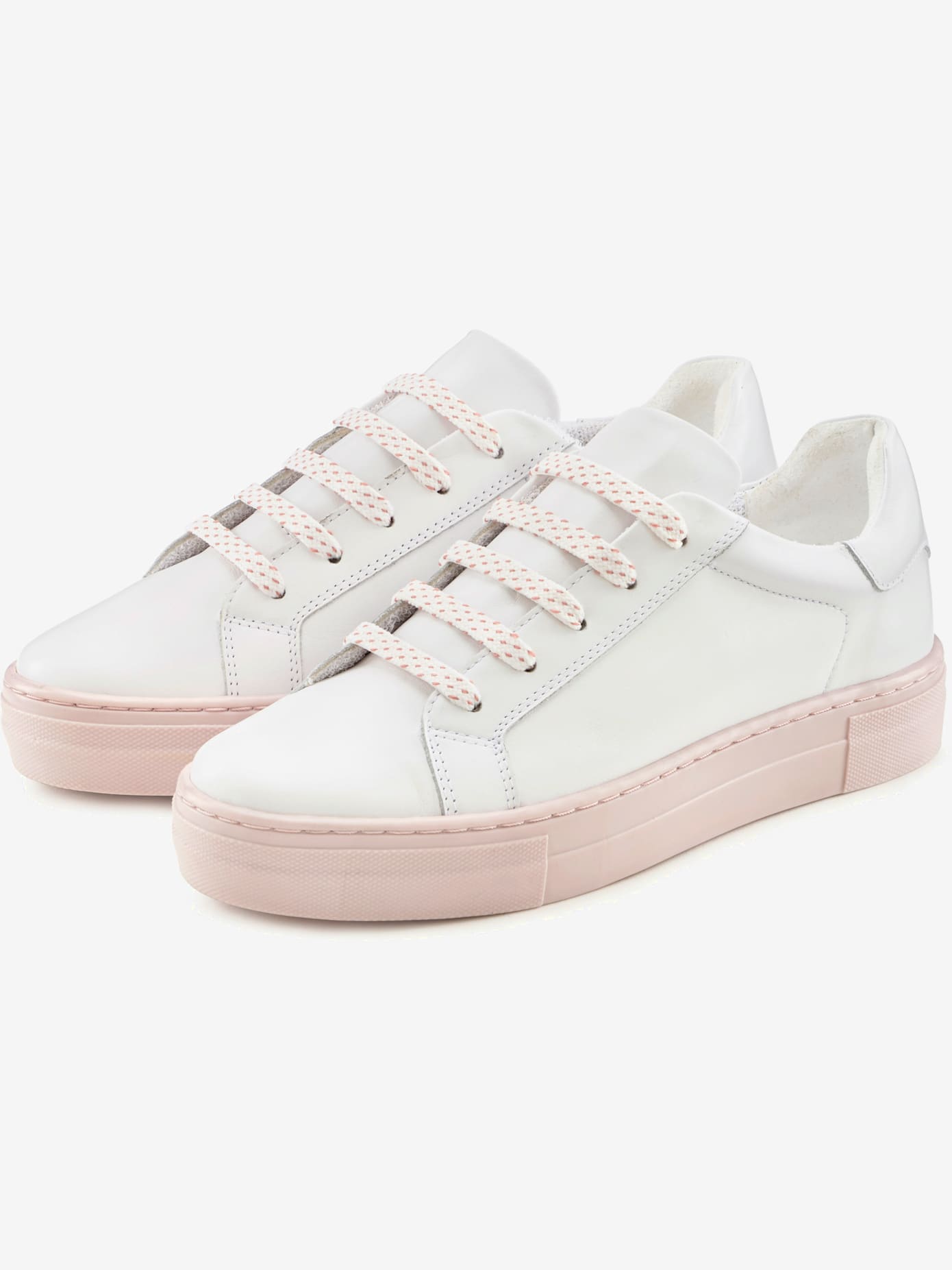 Baskets sneakers tendance et confortables en cuir de qualité