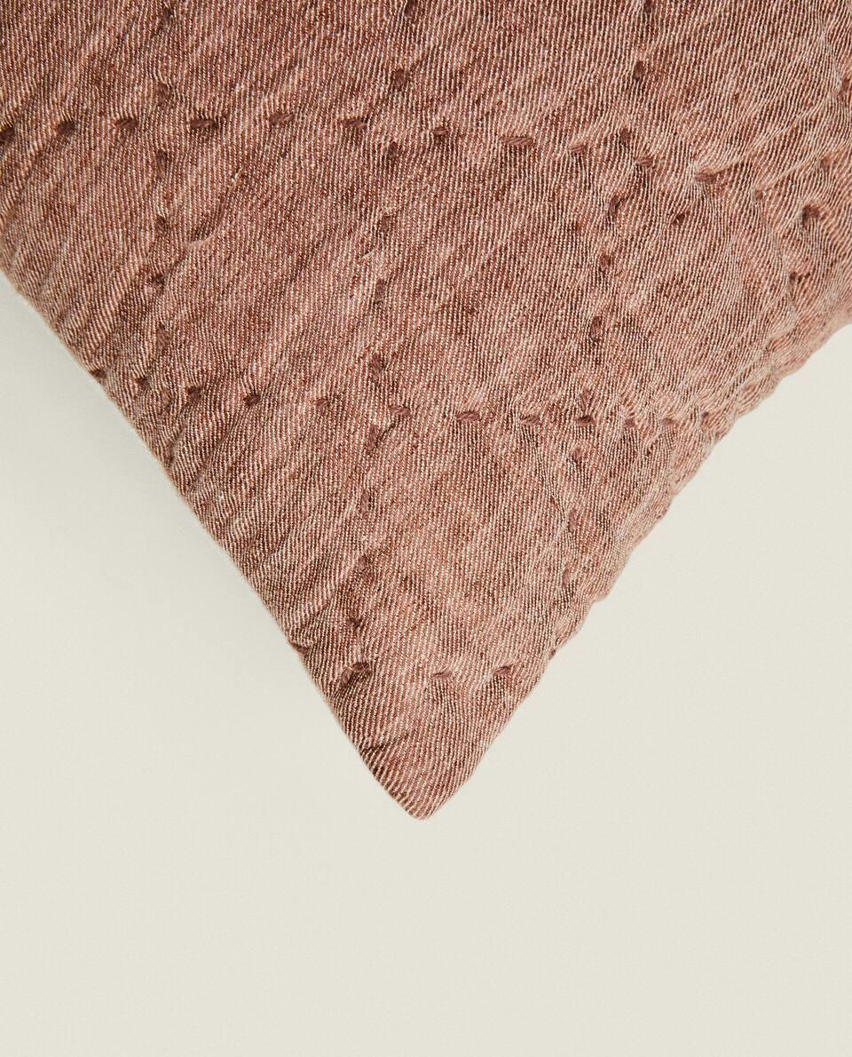 CAPA DE ALMOFADA COM ACOLCHOAMENTO EM DIAMANTE