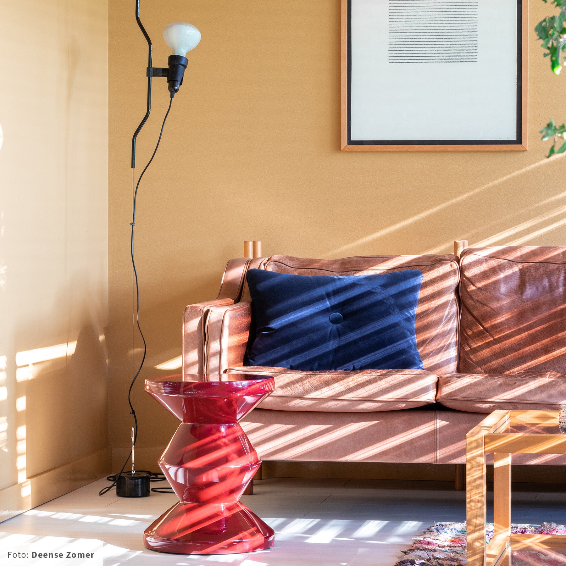 POLSPOTTEN Zig Zag Bijzettafel - Robijnrood