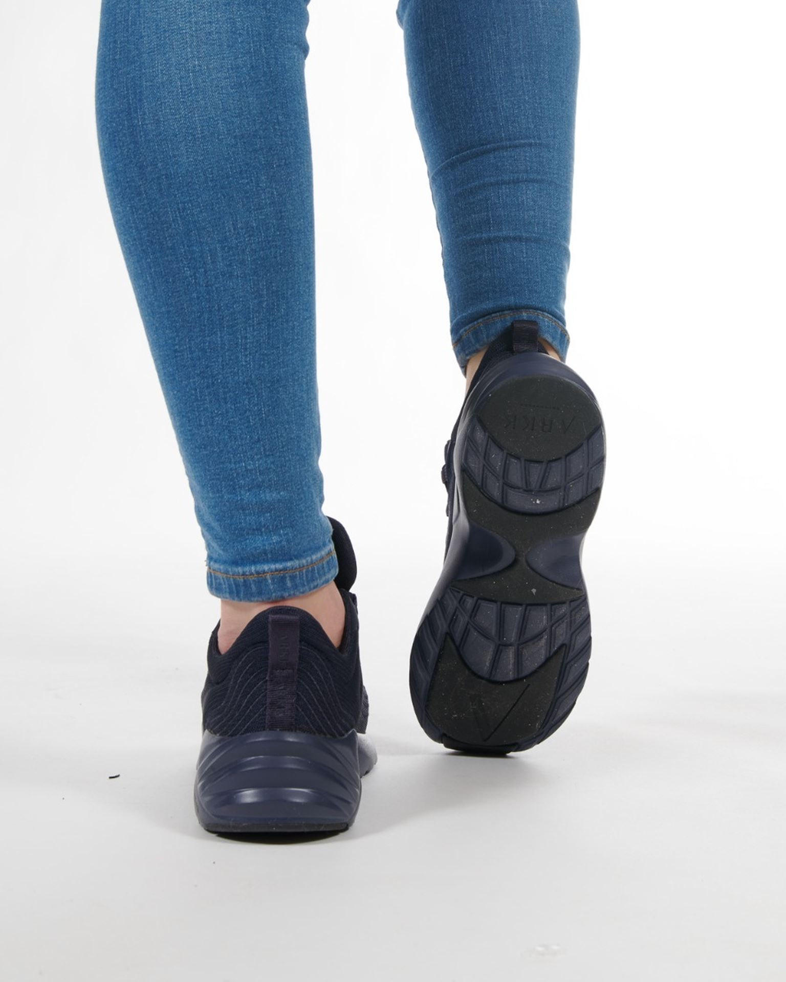Avory Mesh