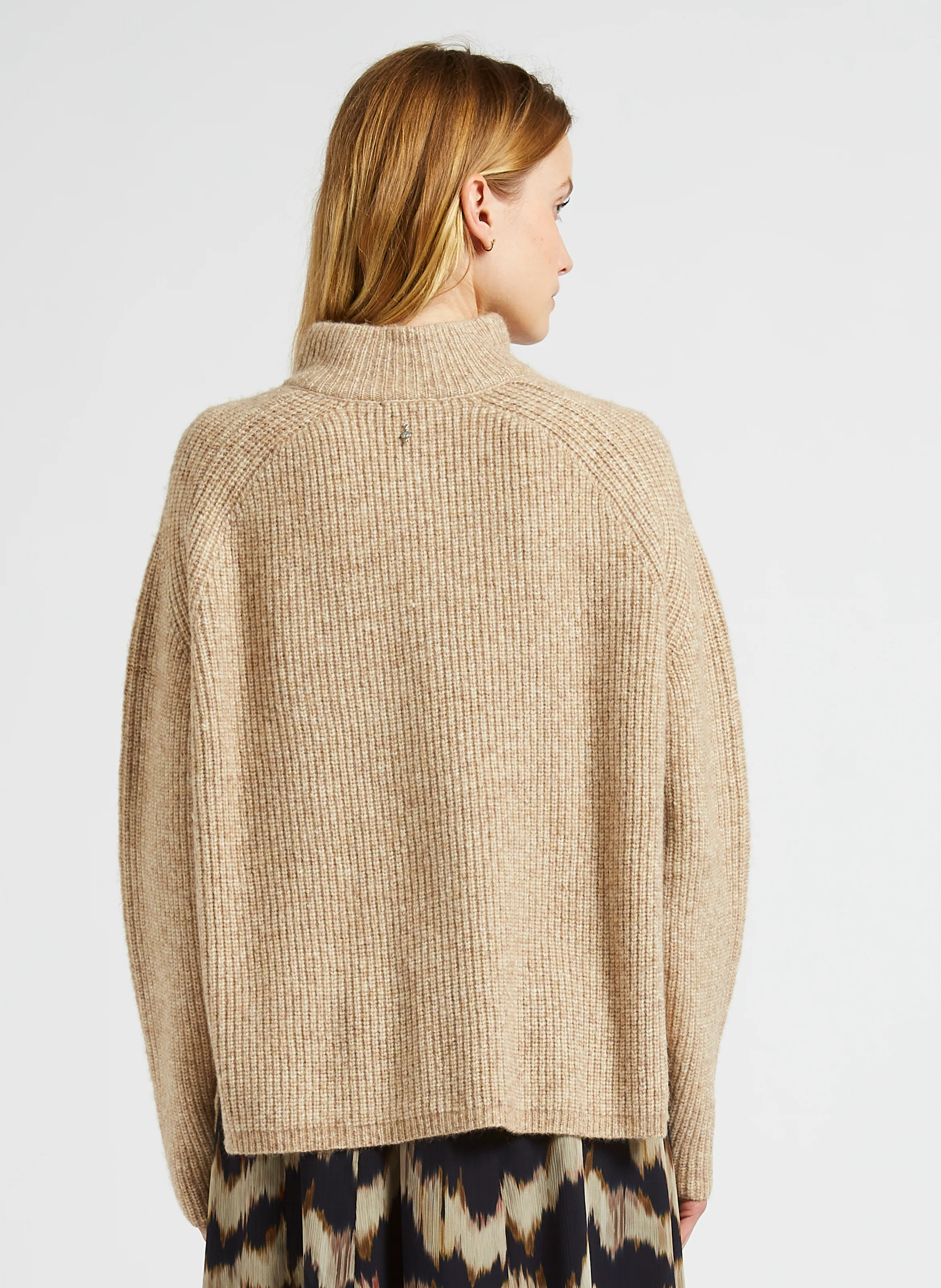 TRINITE - Pull ample col montant en maille | Beige