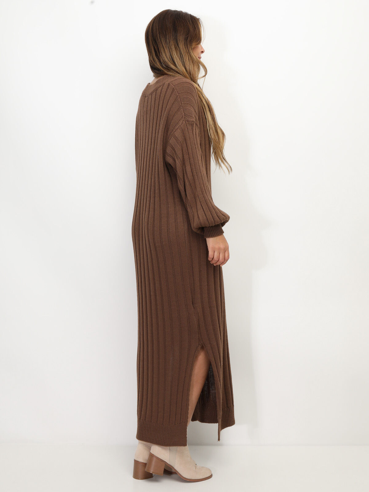 Robe en maille côtelée à fentes- Marron