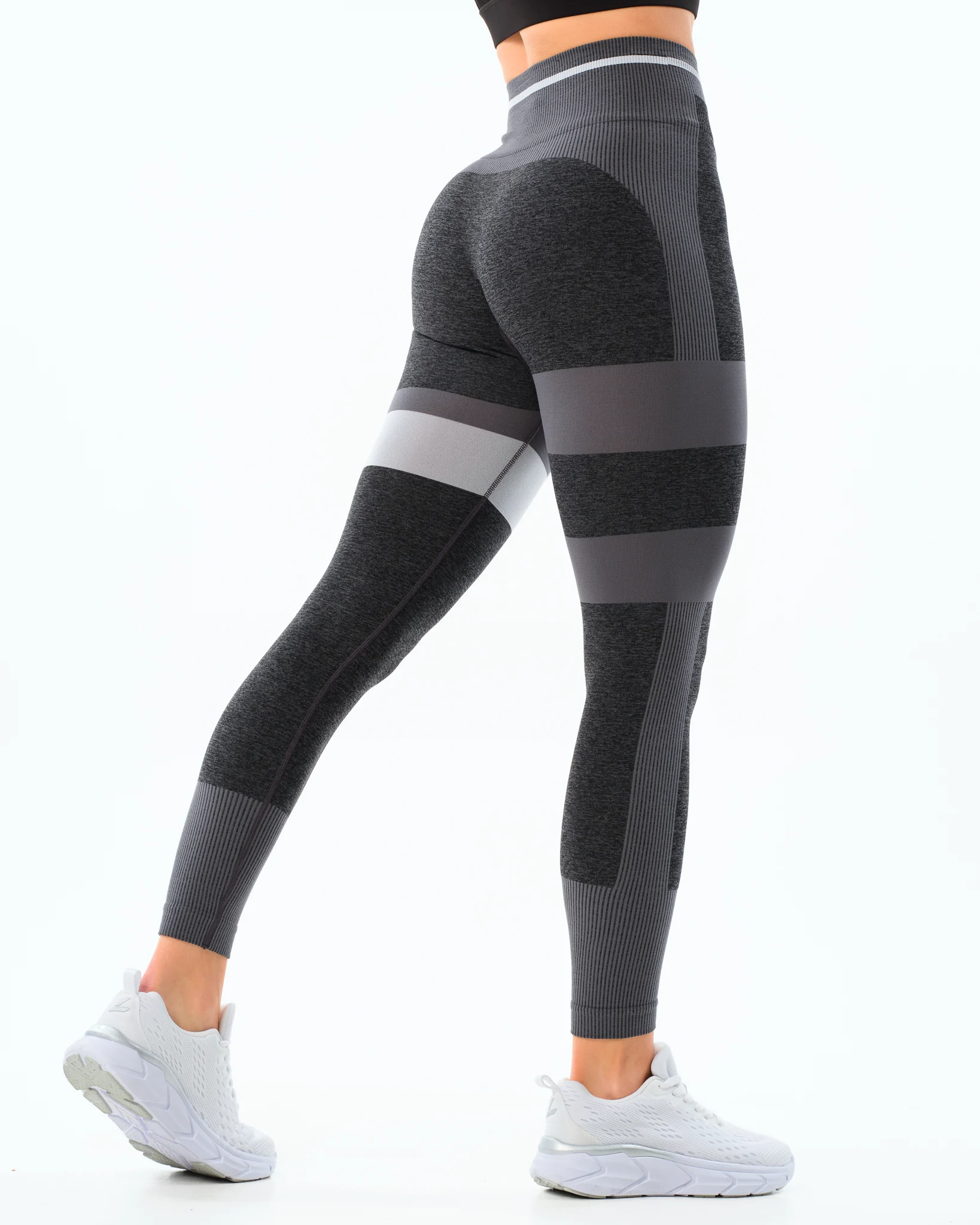 LEVITY Gravity Seamless Tights Black