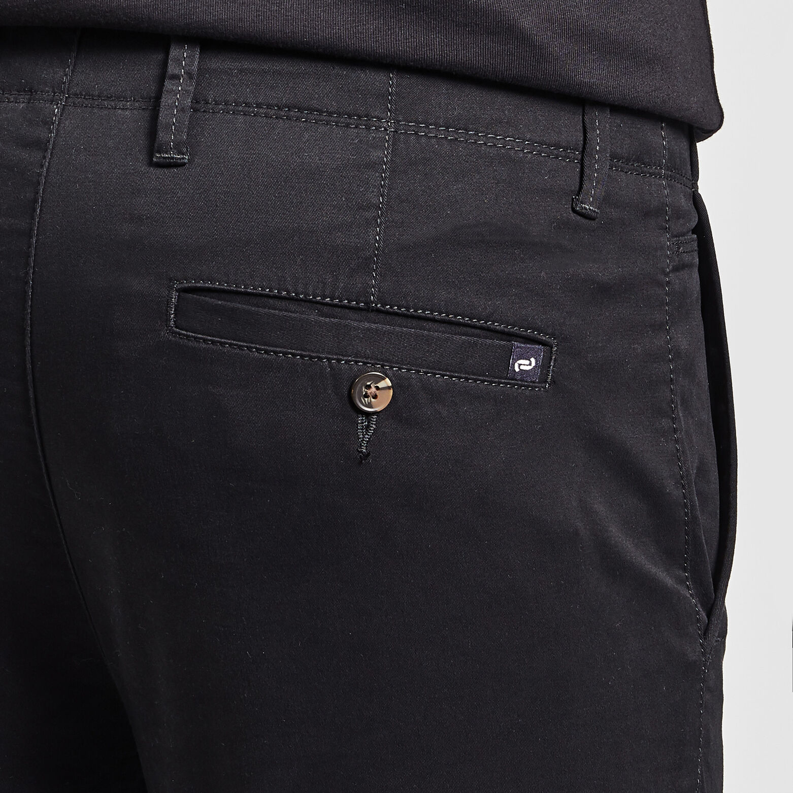 Pantalon chino slim 'le parfait by JULES' Noir