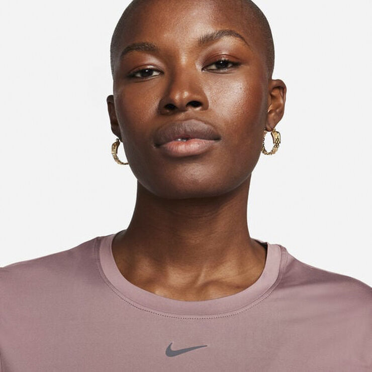 Nike One Classic Dri-FIT T-shirt Pink