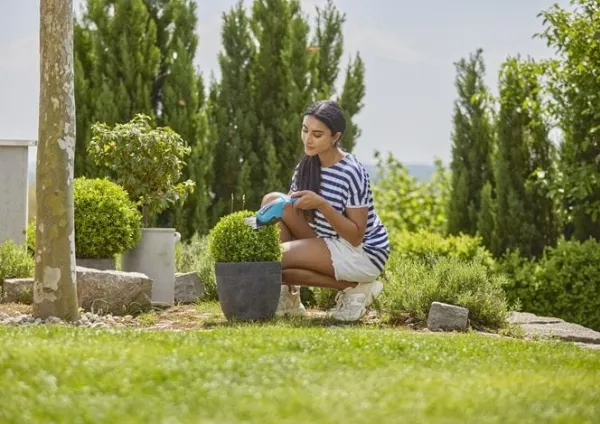 Gardena Batteridrevet græssaks og busktrimmer ComfortCut Li