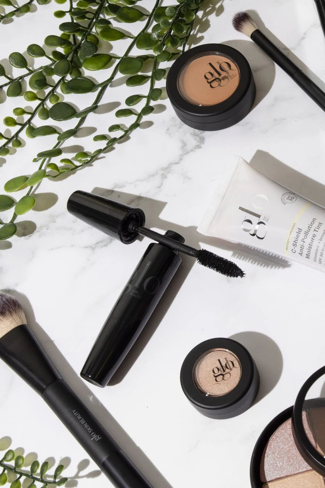 Glo Skin Beauty Glo Volumizing Mascara