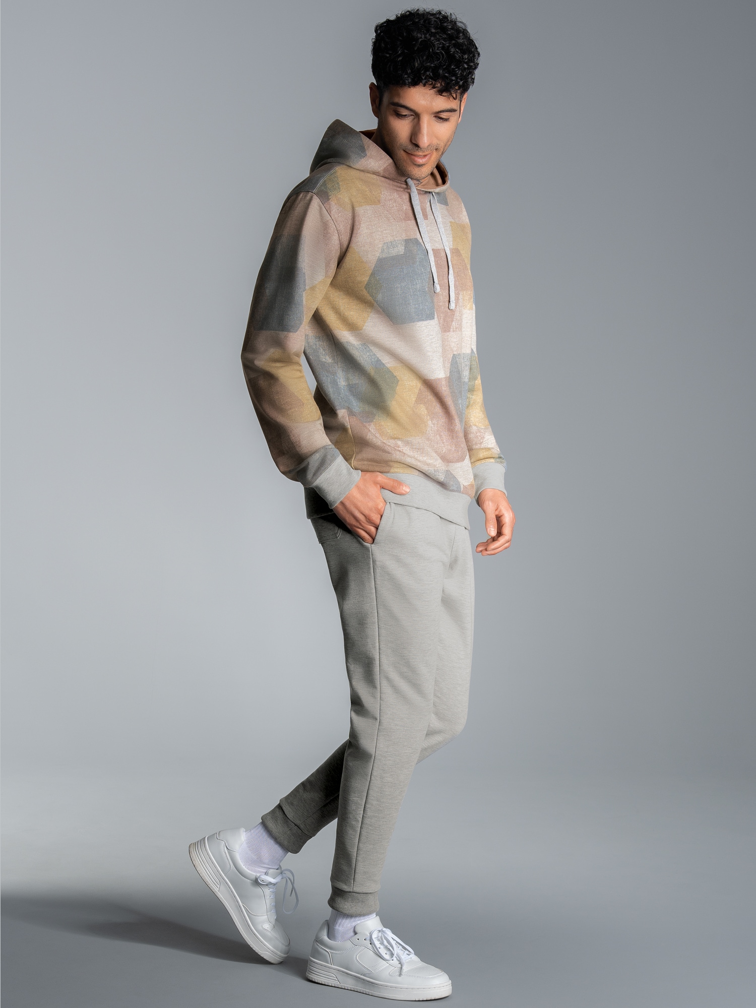 Jogginganzug mit Allover Waben-Print Grau-melange