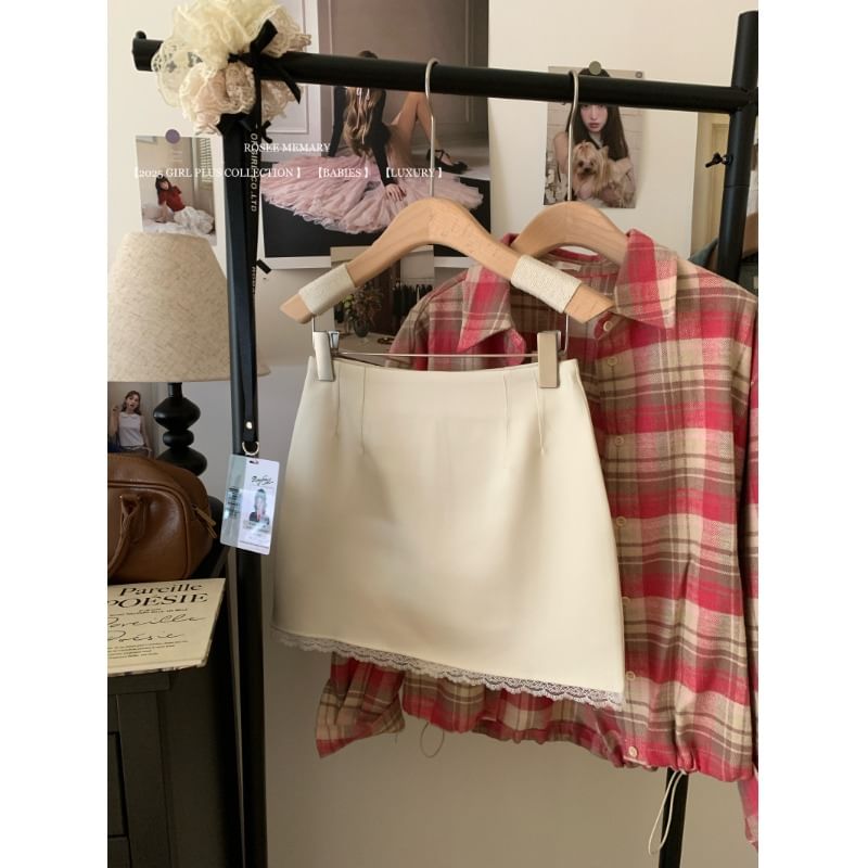 Flowerisque - Mini A-lijn rok met hoge taille en kanten rand