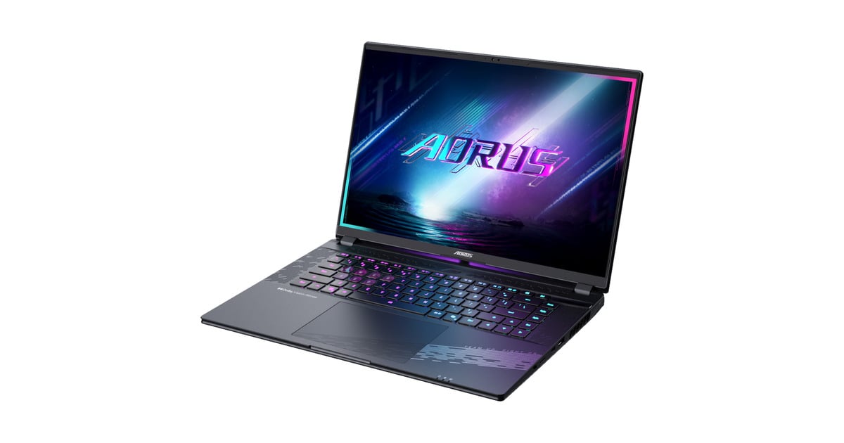 GIGABYTEAORUS ELITE 16 BWHC3EEC65SP 16
