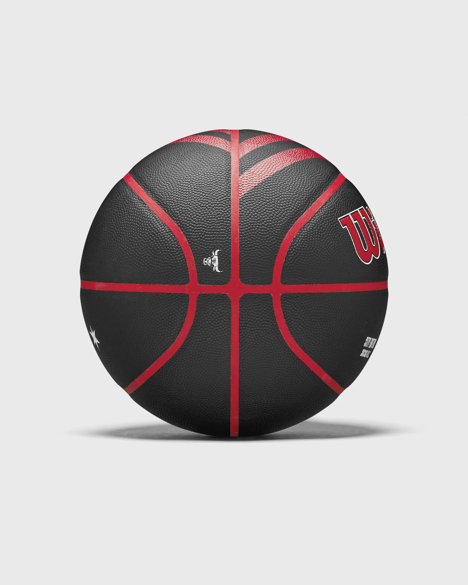 WILSON 2023 NBA TEAM CITY COLLECTOR CHICAGO BULLS SIZE 7