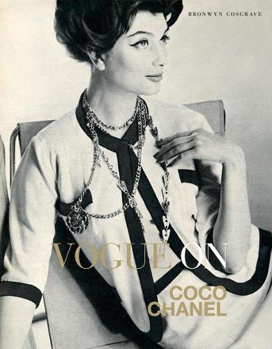 Vogue on: Coco Chanel - Vogue on Designers (Hardback)