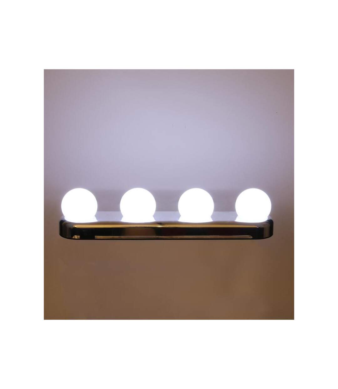 Paris Prix - Barre Lumineuse Ventouse 4 Ampoules 30cm Blanc