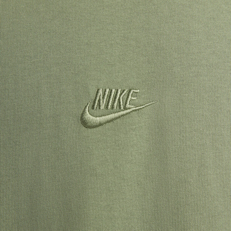 Nike Sportswear Premium Essentials T-shirt Oil green