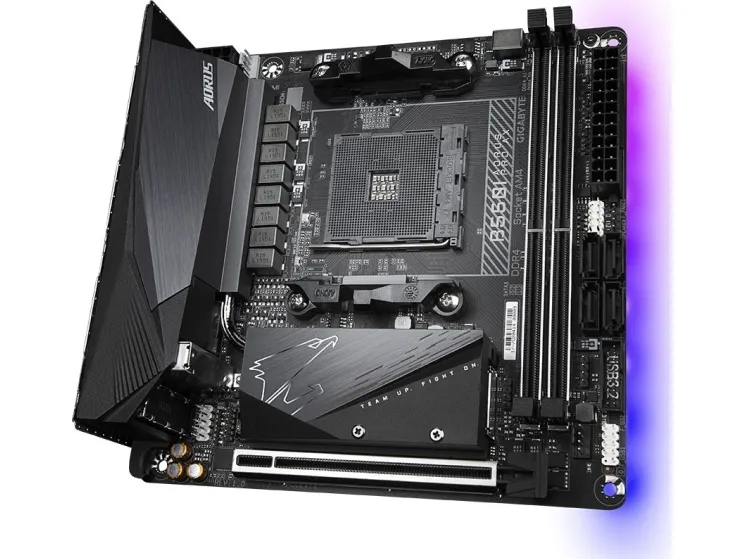 GIGABYTE B550I AORUS PRO AX, AMD, Stik AM4, AMD Ryzen 3000 Series, AMD Ryzen 4000 Series, AMD Ryzen 5000 Series, Stik AM4, DDR4-SDRAM, 64 GB
