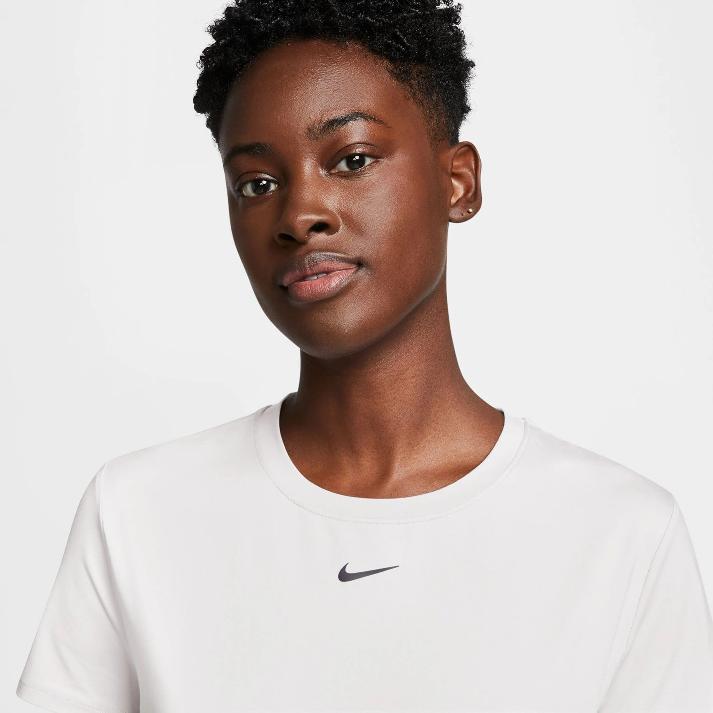 Nike One Classic Dri-Fit T-shirt Femmes - Blanc